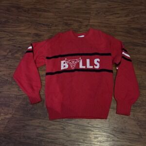 Chicago Bulls Sweater Medium Cliff Engle Mens Red Vintage Made In USA  large